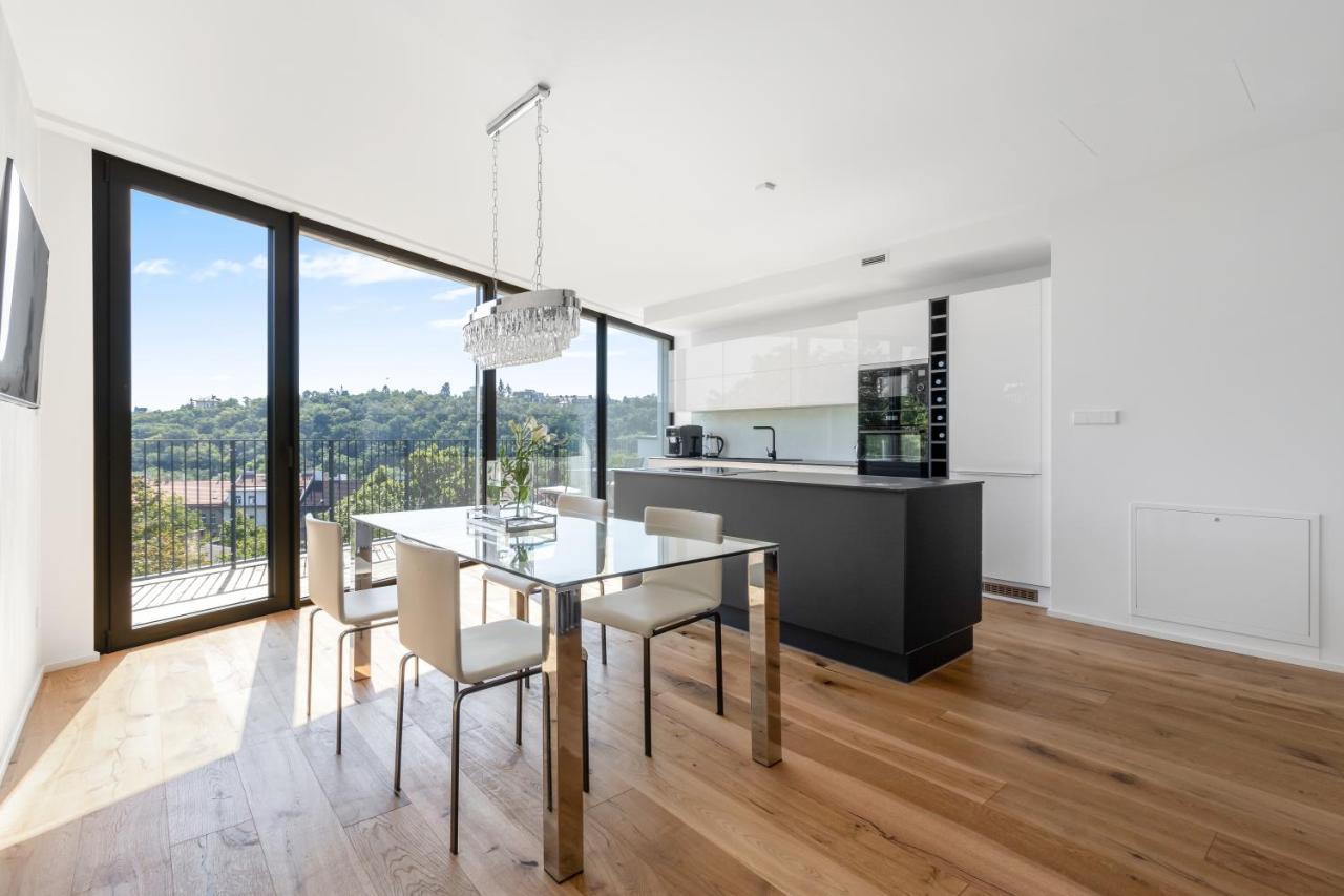 Luxury Penthouse Prague Apartment Exterior photo